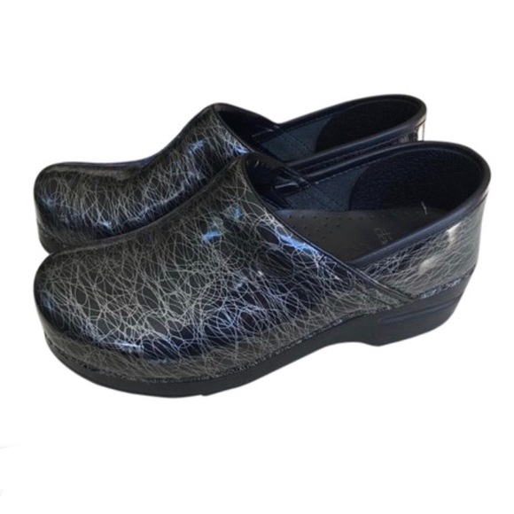 grey dansko clogs